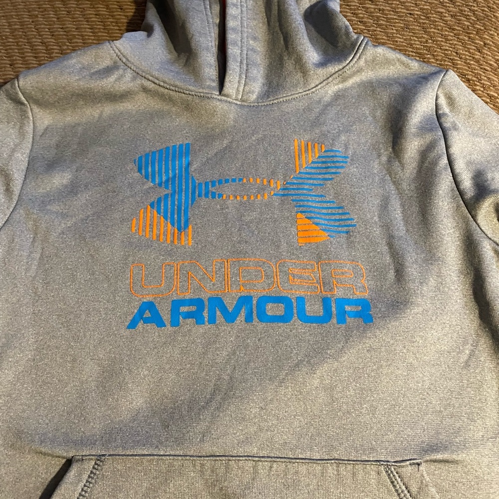 Boys size YM. Good condition